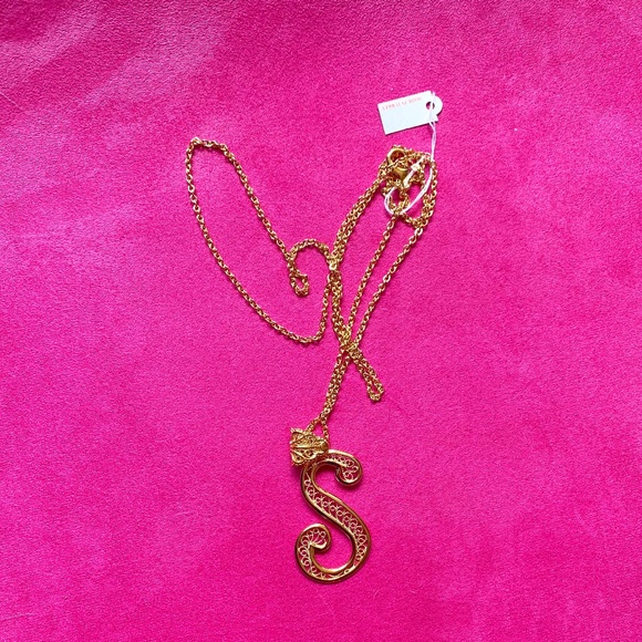 S initial Necklace - Picture 1 of 3